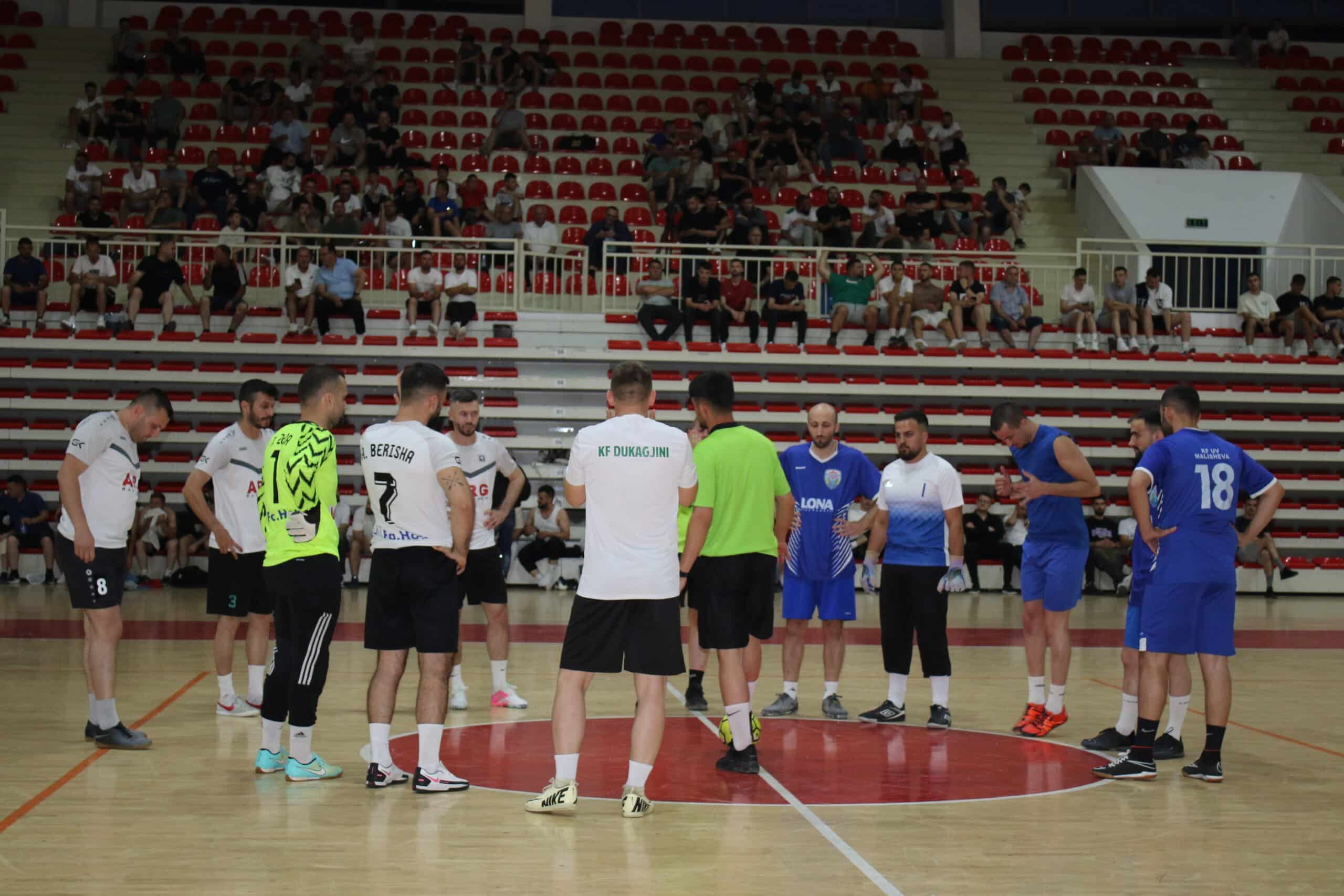 VAZHDOJNË NDESHJET NGA TURNIRI PËR NDER TË MUJË KRASNIQIT DHE DËSHMORËVE TË KLINËS